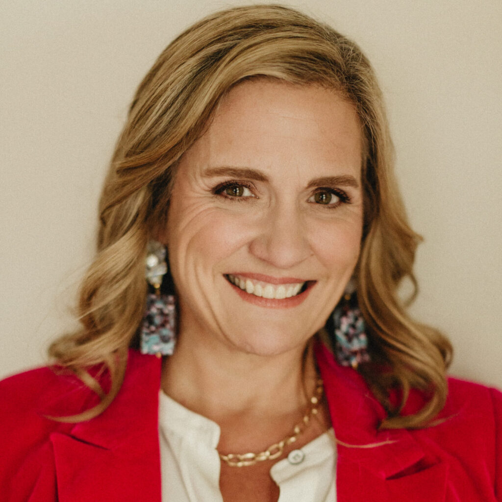 Former litigation attorney speaking to women attorneys at professional development program